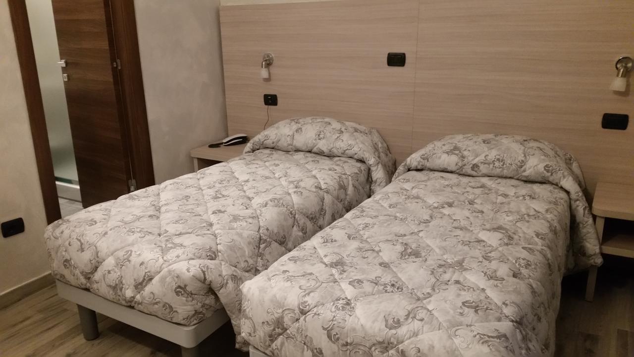 Ricci Rooms ジェノヴァ エクステリア 写真